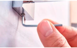 Tesa Ekkro Seifenspender Satiniertes Glas Inklusive Klebelösung 200 Ml -Freiraum Sanitar Geschaft 730685 5068262